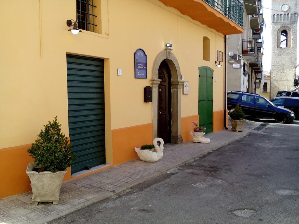 La Casa Dellamericano - Casa D'Epoca Anni '30 Aliano Exteriér fotografie
